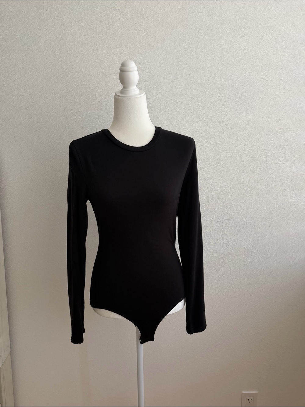 JLUXLABEL Black Long Sleeve Crew Neck Bodysuit - Size Large